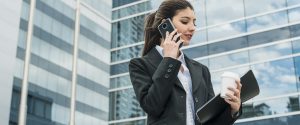A empresa contábil também precisa de um vendedor, mas há algumas particularidades para contratar este profissional.