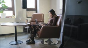 Saiba como é a jornada do empreendedor contábil que se encontra na fase inicial e busca por resultados efetivos no seu negócio. Confira quais são os 4 aspectos para ter sucesso e a importância de ter trilhas básicas de conhecimento.