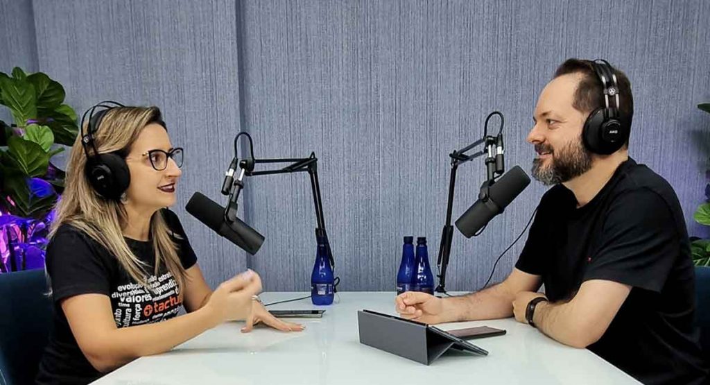 Anderson Hernandes e Fernanda Podcast COMO ATRAIR TALENTOS PARA A SUA CONTABILIDADE